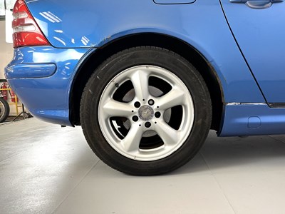 Lot 29 - 2001 Mercedes-Benz SLK200 - NO RESERVE