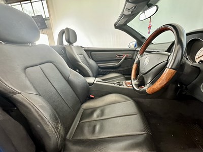 Lot 29 - 2001 Mercedes-Benz SLK200 - NO RESERVE
