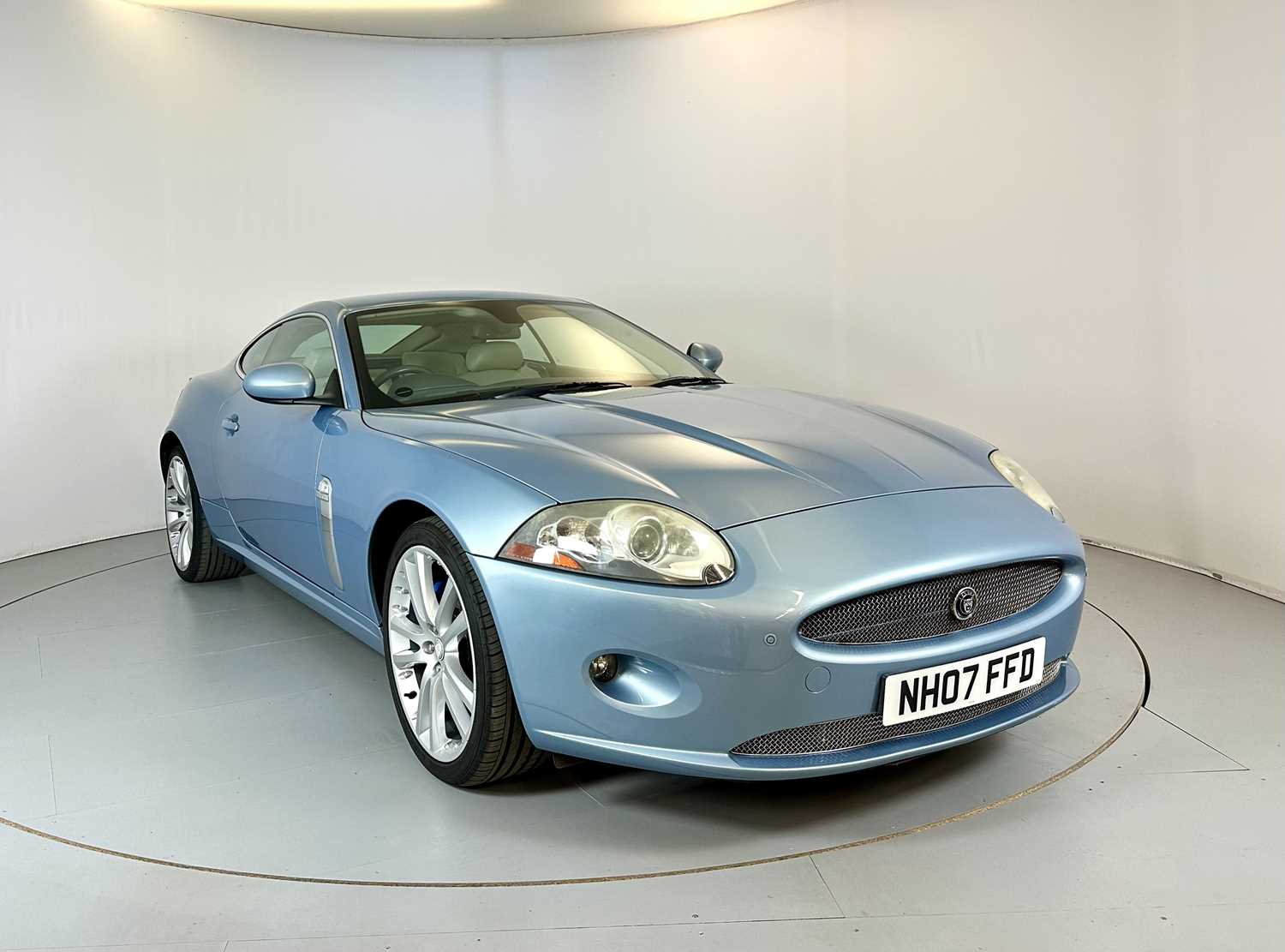 Lot 9 - 2007 Jaguar XK