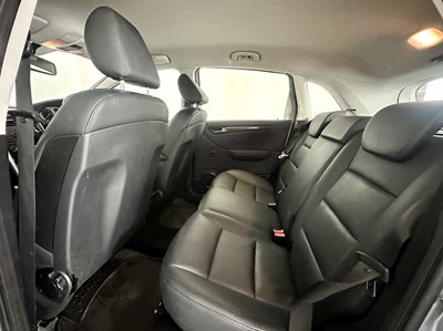 Lot 127 - 2010 Mercedes-Benz B180