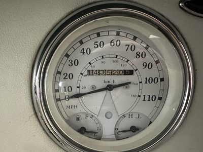 Lot 11 - 1991 Nissan Figaro