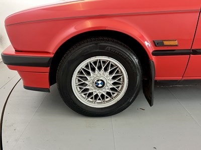 Lot 18 - 1994 BMW 318i Touring