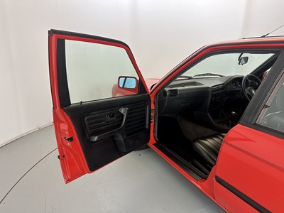 Lot 18 - 1994 BMW 318i Touring