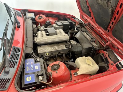 Lot 18 - 1994 BMW 318i Touring