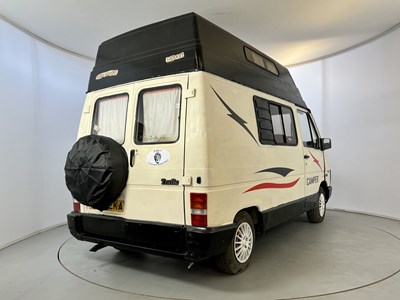 Lot 30 - 1990 Renault Traffic