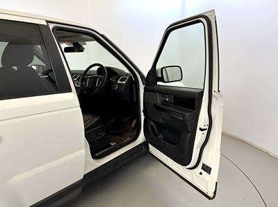 Lot 64 - 2010 Land Rover Range Rover Sport