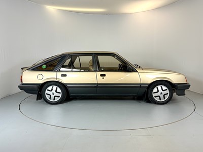 Lot 124 - 1984 Vauxhall Cavalier SRI