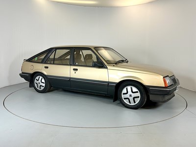 Lot 124 - 1984 Vauxhall Cavalier SRI