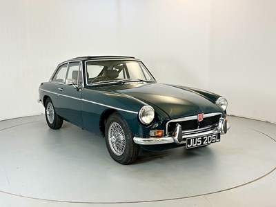 Lot 51 - 1973 MG BGT