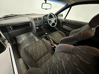 Lot 8 - 1990 Vauxhall Calibra