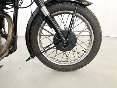Lot 14 - 1949 BSA B31