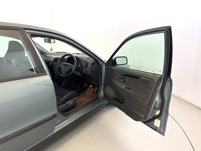 Lot 19 - 2002 Volvo S40 2.0 T Sport