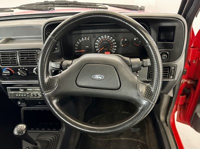 Lot 9 - 1987 Ford Escort XR3i Cabriolet