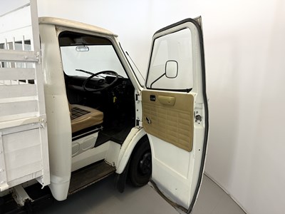 Lot 89 - 1982 Bedford CF 350