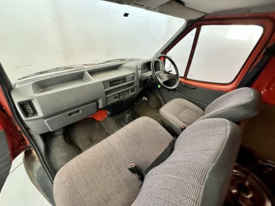 Lot 23 - 1990 Ford Transit