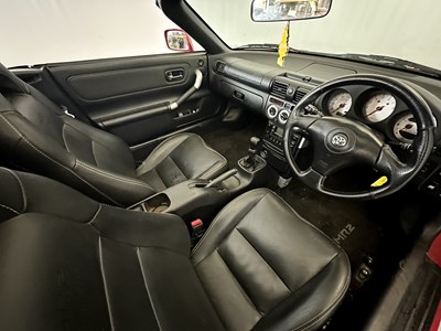 Lot 18 - 2004 Toyota MR2