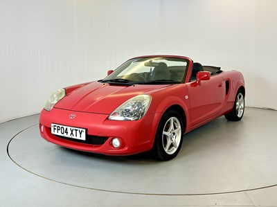 Lot 18 - 2004 Toyota MR2