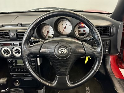 Lot 18 - 2004 Toyota MR2