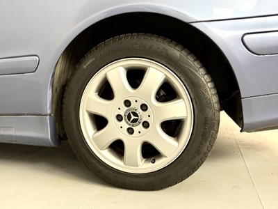 Lot 72 - 2001 Mercedes-Benz CLK230