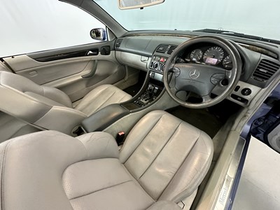 Lot 72 - 2001 Mercedes-Benz CLK230
