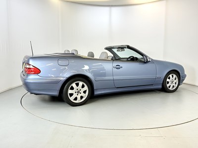 Lot 72 - 2001 Mercedes-Benz CLK230