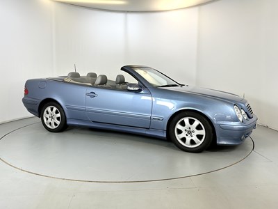 Lot 72 - 2001 Mercedes-Benz CLK230
