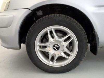 Lot 29 - 2000 Honda Logo