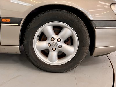 Lot 10 - 1997 Vauxhall Omega