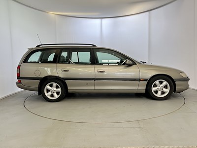 Lot 10 - 1997 Vauxhall Omega