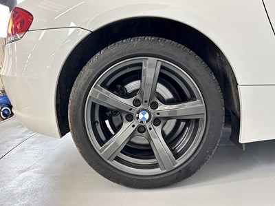 Lot 17 - 2009 BMW Z4 Si