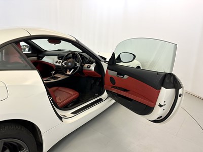 Lot 17 - 2009 BMW Z4 Si