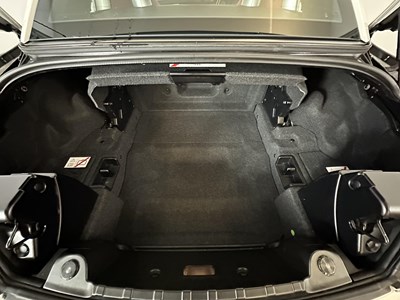 Lot 17 - 2009 BMW Z4 Si