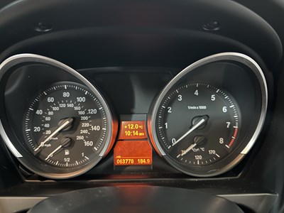 Lot 17 - 2009 BMW Z4 Si