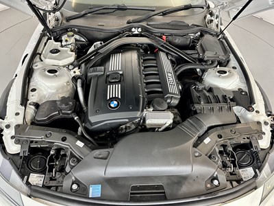 Lot 17 - 2009 BMW Z4 Si