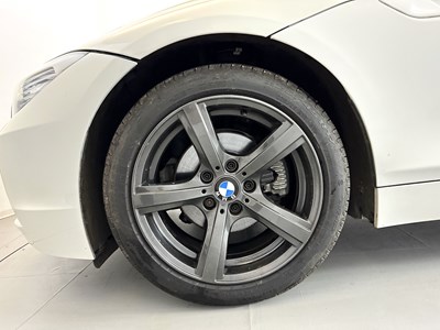 Lot 17 - 2009 BMW Z4 Si