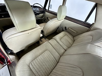 Lot 149 - 1972 Rover P6