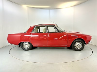 Lot 149 - 1972 Rover P6