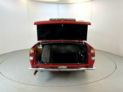 Lot 149 - 1972 Rover P6