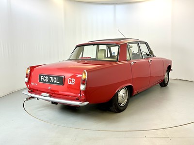 Lot 149 - 1972 Rover P6