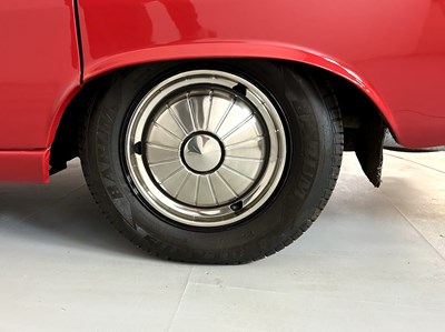 Lot 149 - 1972 Rover P6