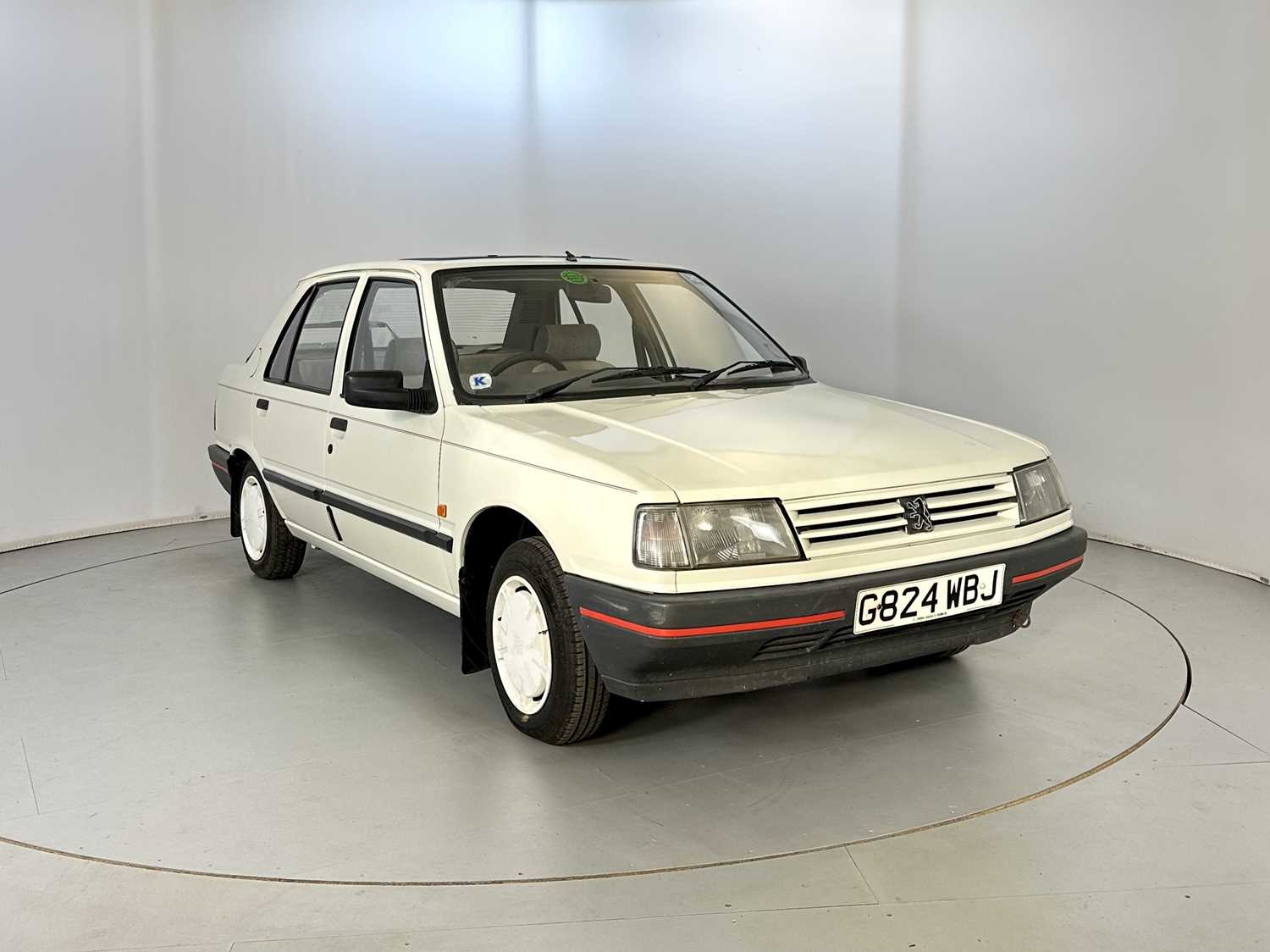 Lot 152 - 1989 Peugeot 309
