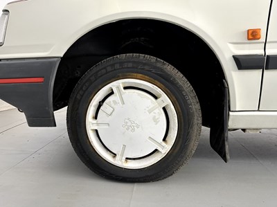 Lot 152 - 1989 Peugeot 309