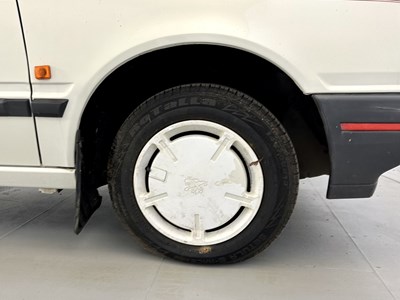 Lot 152 - 1989 Peugeot 309