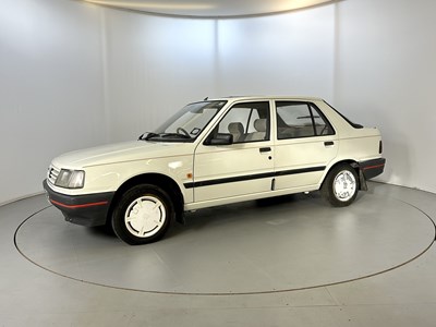 Lot 152 - 1989 Peugeot 309