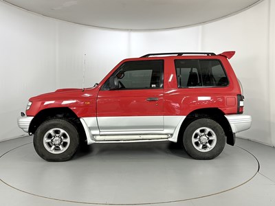 Lot 115 - 1999 Mitsubishi Shogun