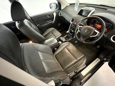 Lot 70 - 2008 Renault Koleos - NO RESERVE