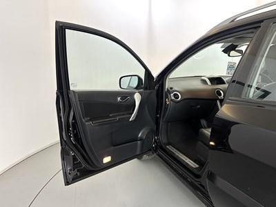 Lot 70 - 2008 Renault Koleos - NO RESERVE