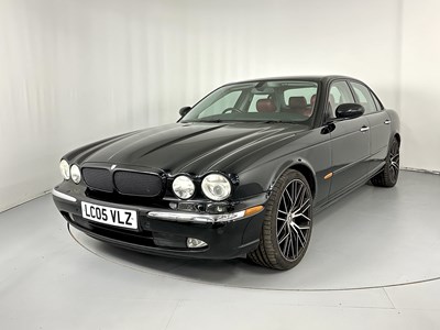 Lot 83 - 2005 Jaguar XJ8