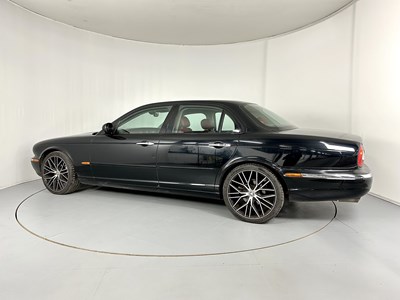 Lot 83 - 2005 Jaguar XJ8