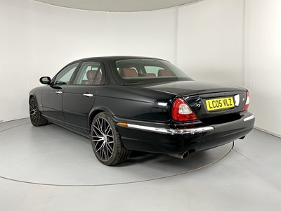 Lot 83 - 2005 Jaguar XJ8